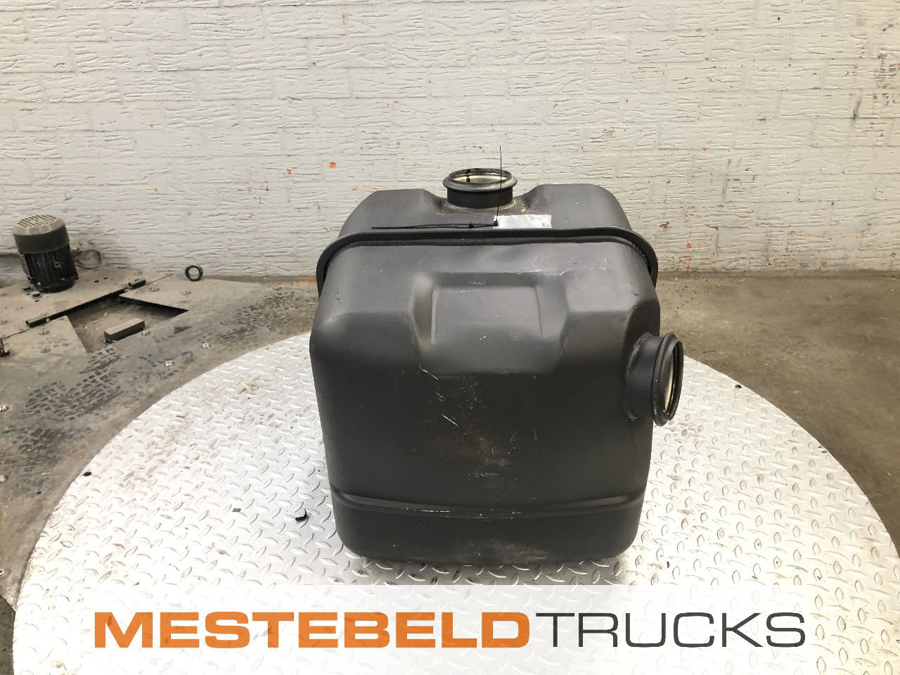 Scania Uitlaatdemper 4-serie - Exhaust system for Truck: picture 3 Scania Uitlaatdemper 4-serie - Exhaust system for Truck: picture 3