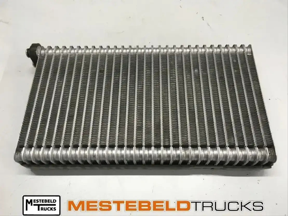 Scania Verdamper airco R-serie - Cooling system for Truck: picture 1 Scania Verdamper airco R-serie - Cooling system for Truck: picture 1