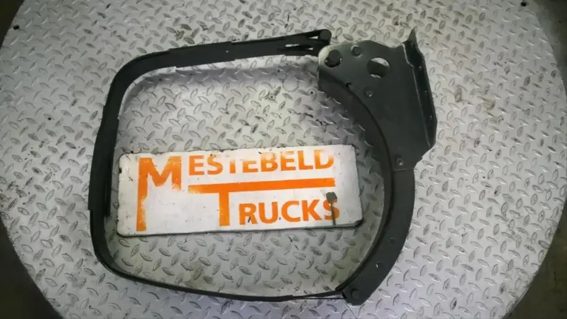 Volvo B randstoftanksteun - Fuel tank for Truck: picture 1 Volvo B randstoftanksteun - Fuel tank for Truck: picture 1