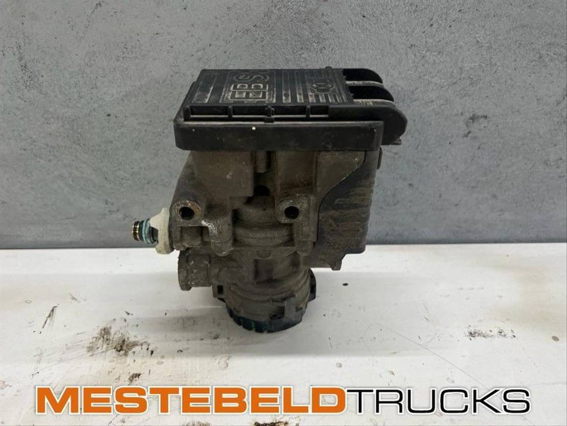 Volvo Voorasmodulator - Brake parts for Truck: picture 1 Volvo Voorasmodulator - Brake parts for Truck: picture 1