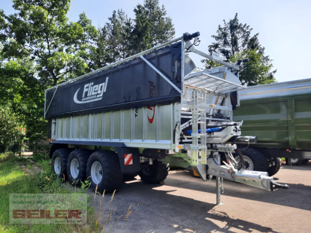 Fliegl ASW 381 TAURUS FOX 45m³ + Top Lift Light - Self-loading wagon: picture 3 Fliegl ASW 381 TAURUS FOX 45m³ + Top Lift Light - Self-loading wagon: picture 3