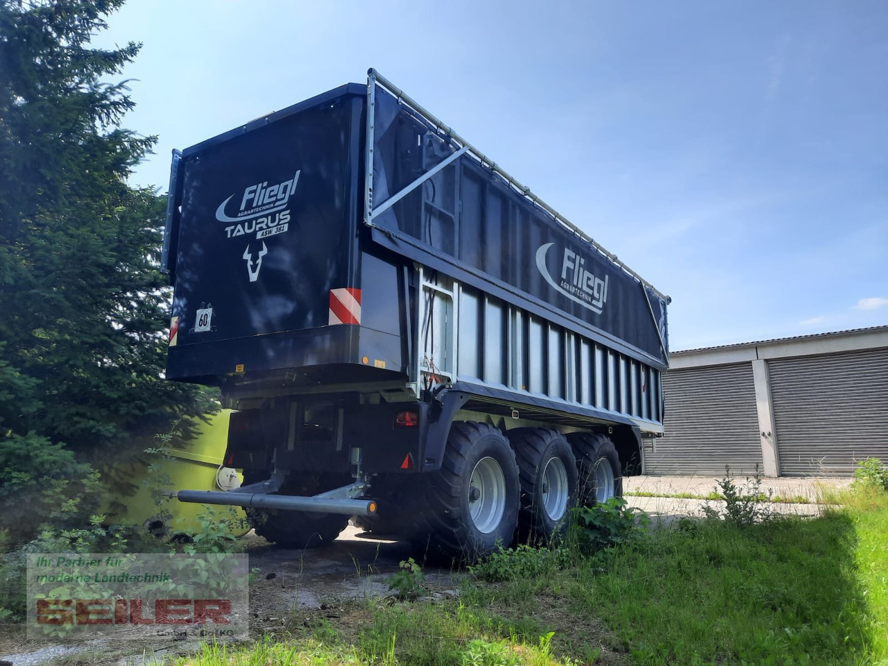 Fliegl ASW 381 TAURUS FOX 45m³ + Top Lift Light - Self-loading wagon: picture 4 Fliegl ASW 381 TAURUS FOX 45m³ + Top Lift Light - Self-loading wagon: picture 4