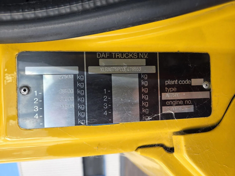 Cab chassis truck DAF CF 75.250 6x2 Euro 2 Automatic NL-Truck Original KM'S: picture 16