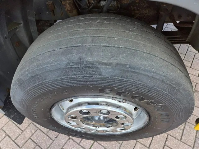 Cab chassis truck DAF CF 75.250 6x2 Euro 2 Automatic NL-Truck Original KM'S: picture 20