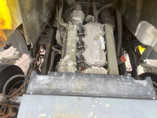 Cab chassis truck DAF CF 75.250 6x2 Euro 2 Automatic NL-Truck Original KM'S: picture 17