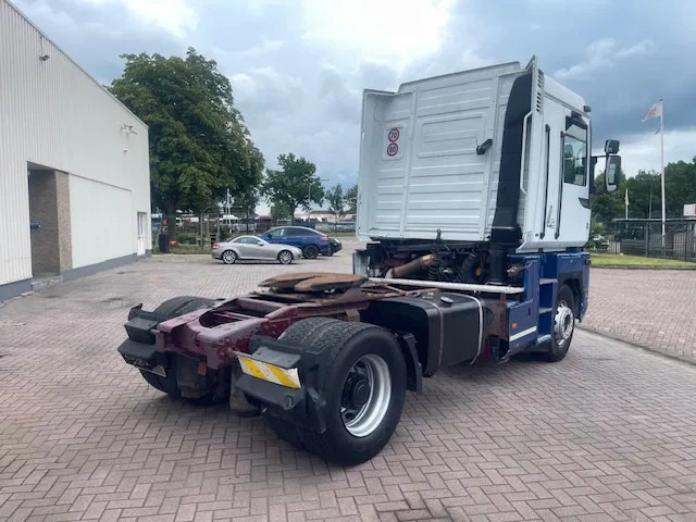 Tractor unit Renault Magnum 430 Manual gear Euro 2: picture 6