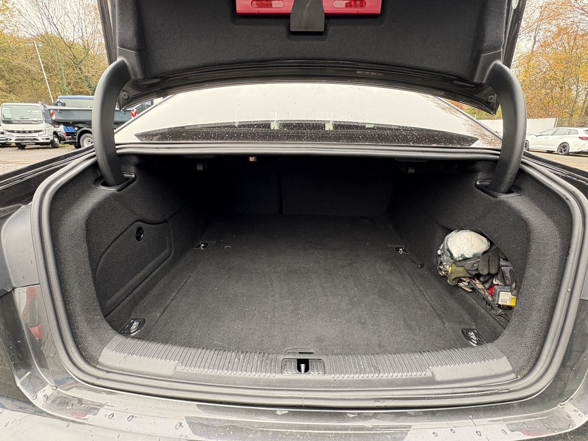 Sedan AUDI A6 3.0 TDI 2x S line Exterieur, Interieur: picture 15 Sedan AUDI A6 3.0 TDI 2x S line Exterieur, Interieur: picture 15