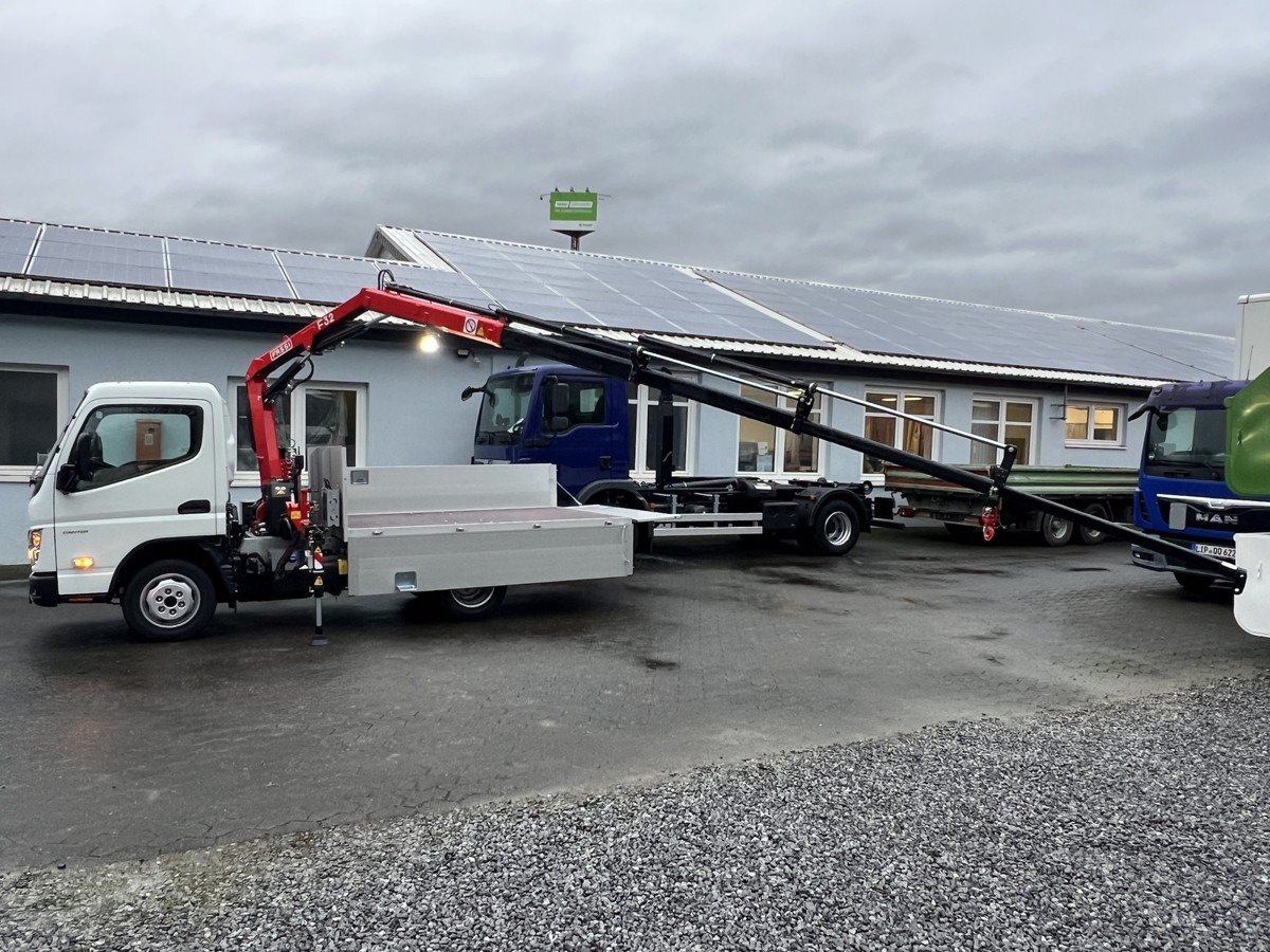 FUSO 3S15 Alu Pritsche 2.80m Ladekran Funk! - Crane truck, Dropside/ Flatbed truck: picture 5 FUSO 3S15 Alu Pritsche 2.80m Ladekran Funk! - Crane truck, Dropside/ Flatbed truck: picture 5
