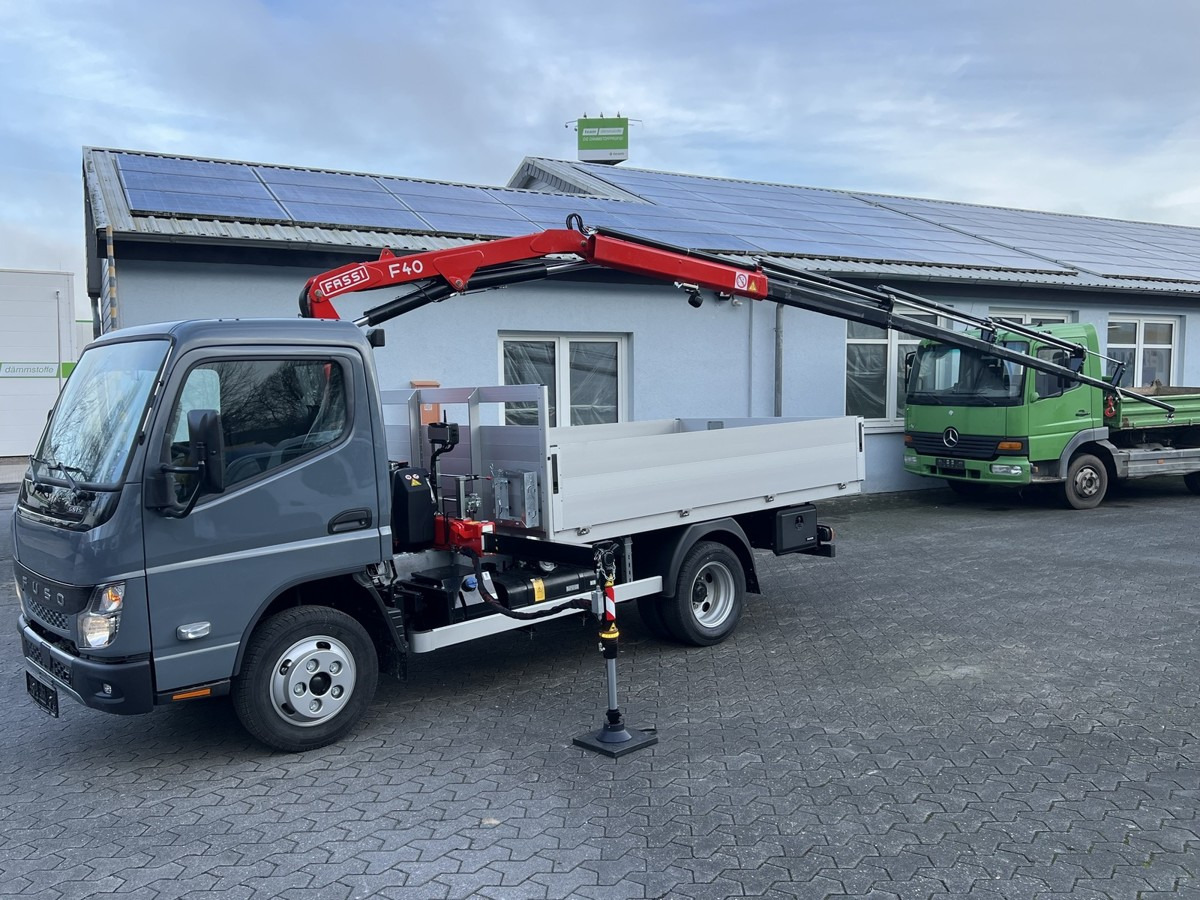 FUSO 6S15 Pritsche 3.0m Kran 4xhydr. Funk! - Flatbed van: picture 2 FUSO 6S15 Pritsche 3.0m Kran 4xhydr. Funk! - Flatbed van: picture 2