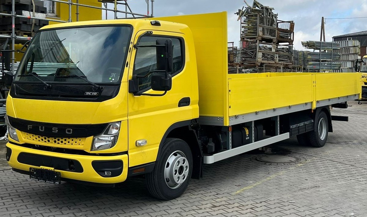 FUSO FUSO 9C18 Alu Pritsche 6.1m Mod.25 GSR NL4.0T! - Flatbed van: picture 1 FUSO FUSO 9C18 Alu Pritsche 6.1m Mod.25 GSR NL4.0T! - Flatbed van: picture 1