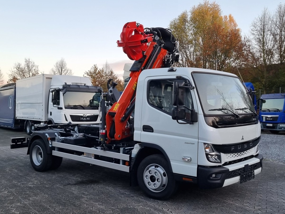 FUSO FUSO 9C18 City Abrollkipper + Z-Kran Recycling - Hook lift truck, Crane truck: picture 4 FUSO FUSO 9C18 City Abrollkipper + Z-Kran Recycling - Hook lift truck, Crane truck: picture 4