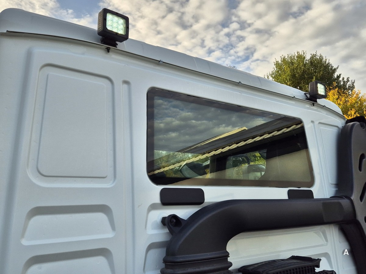 MAN TGL 8.190 BL City Abrollkipper Aut., 2 x AHK sof - Hook lift truck: picture 5 MAN TGL 8.190 BL City Abrollkipper Aut., 2 x AHK sof - Hook lift truck: picture 5