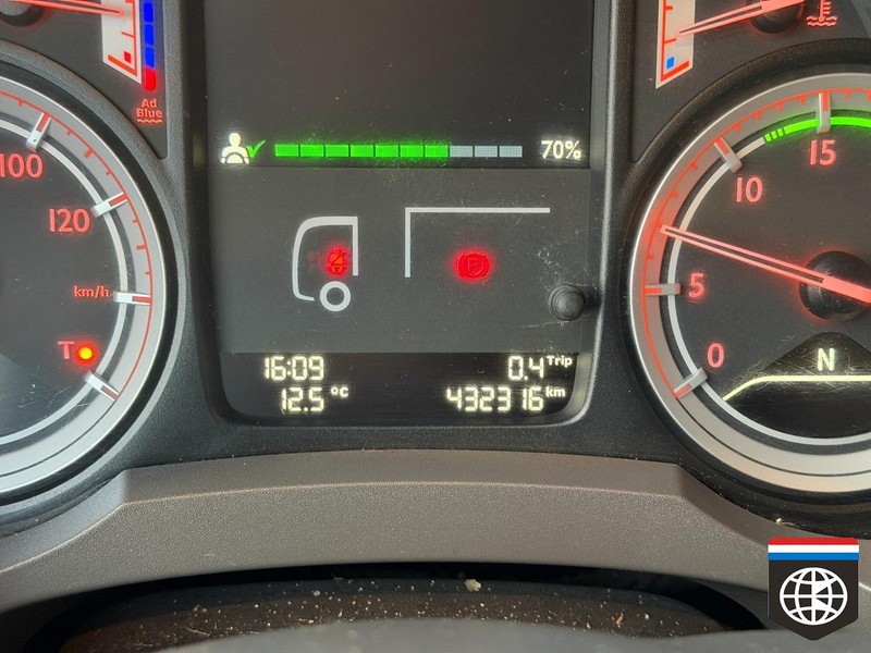 DAF LF 180 FA TAIL LIFT - GOOD TYRES - SMART TACHO 2 on lease DAF LF 180 FA TAIL LIFT - GOOD TYRES - SMART TACHO 2: picture 12 DAF LF 180 FA TAIL LIFT - GOOD TYRES - SMART TACHO 2 on lease DAF LF 180 FA TAIL LIFT - GOOD TYRES - SMART TACHO 2: picture 12