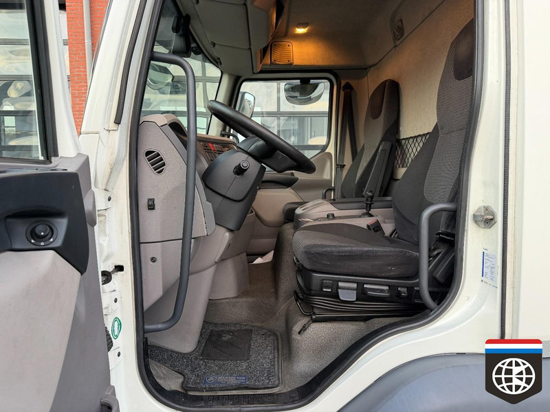 DAF LF 180 FA TAIL LIFT - GOOD TYRES - SMART TACHO 2 on lease DAF LF 180 FA TAIL LIFT - GOOD TYRES - SMART TACHO 2: picture 8 DAF LF 180 FA TAIL LIFT - GOOD TYRES - SMART TACHO 2 on lease DAF LF 180 FA TAIL LIFT - GOOD TYRES - SMART TACHO 2: picture 8