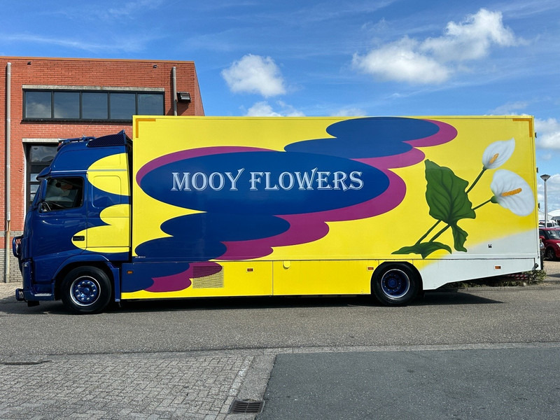 Volvo FH 460 EEV 4X2 HORSES / RACE TEAM / HOLLAND TRUCK - Refrigerator truck: picture 4 Volvo FH 460 EEV 4X2 HORSES / RACE TEAM / HOLLAND TRUCK - Refrigerator truck: picture 4