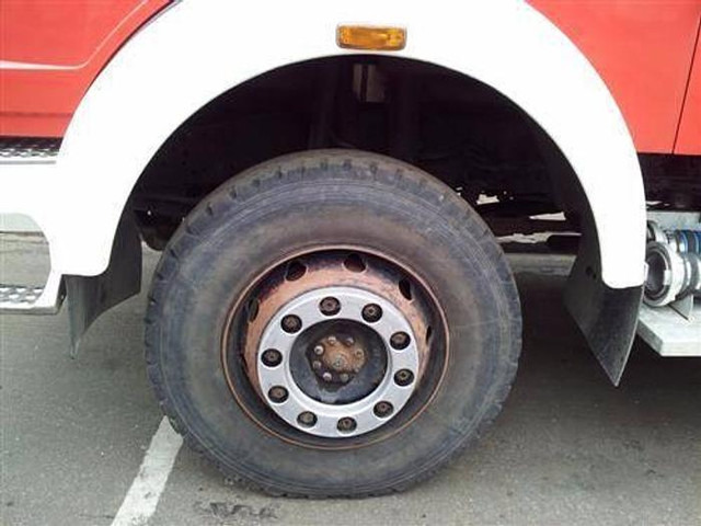 Mercedes-Benz 1019 AF 36 - Fire truck: picture 5 Mercedes-Benz 1019 AF 36 - Fire truck: picture 5