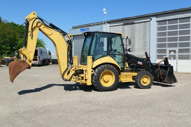 CAT 422E/424 4x4, Mehrzweckgerät, Palettengabel - Backhoe loader: picture 2 CAT 422E/424 4x4, Mehrzweckgerät, Palettengabel - Backhoe loader: picture 2