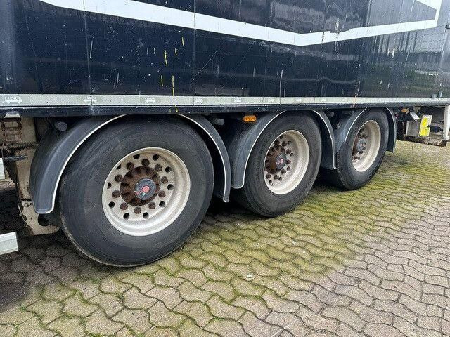 Carnehl CSS/AL, 93m³, 8mm Boden, SAF, Rollplane - Closed box semi-trailer: picture 3 Carnehl CSS/AL, 93m³, 8mm Boden, SAF, Rollplane - Closed box semi-trailer: picture 3