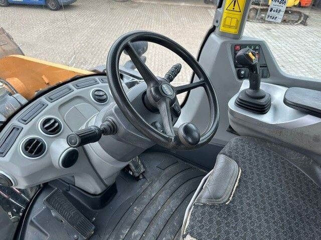 Case 921 G, Hydr. S.W.S., Schaufel 3,8m³, ZSA, Klima on lease Case 921 G, Hydr. S.W.S., Schaufel 3,8m³, ZSA, Klima: picture 15 Case 921 G, Hydr. S.W.S., Schaufel 3,8m³, ZSA, Klima on lease Case 921 G, Hydr. S.W.S., Schaufel 3,8m³, ZSA, Klima: picture 15