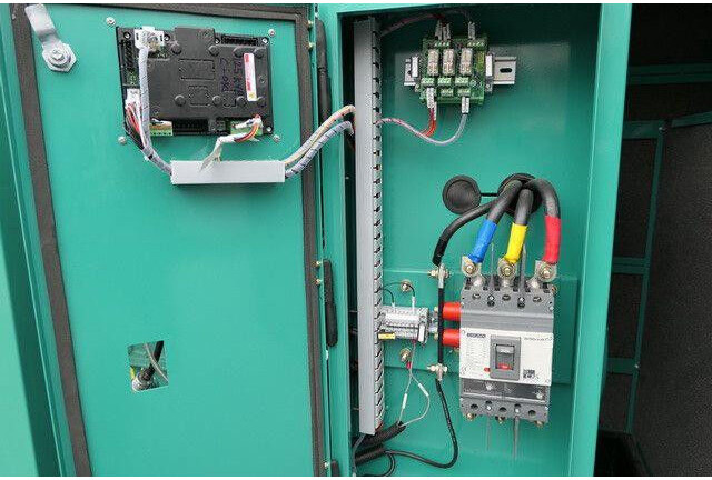 New Construction machinery Cummins 125 kVA, Stromgenerator, Isoliert: picture 6