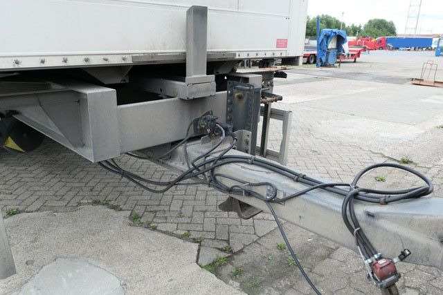 Hiebenthal ZWH 18, Tandem, Verzinkt, Zentralachs-Anh., BDF - Container transporter/ Swap body trailer: picture 3 Hiebenthal ZWH 18, Tandem, Verzinkt, Zentralachs-Anh., BDF - Container transporter/ Swap body trailer: picture 3
