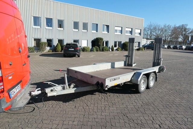 Humbaur HS 353718, Verzinkt, Rampen, 2.8to. NL, Tandem - Low loader trailer: picture 2 Humbaur HS 353718, Verzinkt, Rampen, 2.8to. NL, Tandem - Low loader trailer: picture 2