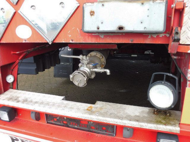 Kässbohrer Isoliert, Chemie, V2A, 32m³,Kompresor,Alu-Felgen - Tank semi-trailer: picture 5 Kässbohrer Isoliert, Chemie, V2A, 32m³,Kompresor,Alu-Felgen - Tank semi-trailer: picture 5
