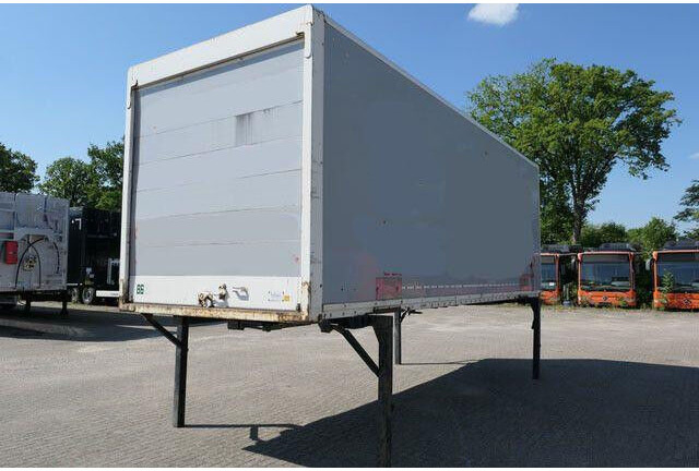 Kögel Wechselkoffer, BDF, Isoliert, Rolltor - Box truck: picture 5 Kögel Wechselkoffer, BDF, Isoliert, Rolltor - Box truck: picture 5