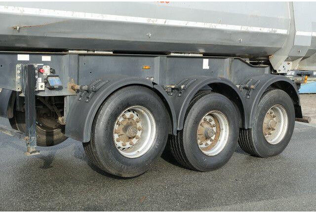 Langendorf SKS-HS 24/29, Stahl, Hardox, 26m³, Luft-Lift,BPW - Tipper semi-trailer: picture 4 Langendorf SKS-HS 24/29, Stahl, Hardox, 26m³, Luft-Lift,BPW - Tipper semi-trailer: picture 4