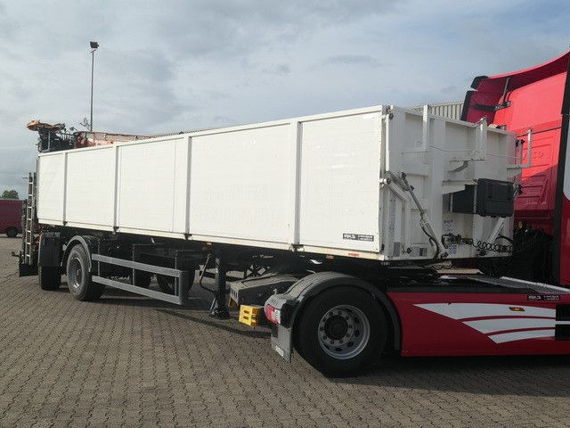 Langendorf SSH 20/25, Kalksandstein, Kran Atlas AK330.2V - Low loader semi-trailer: picture 4 Langendorf SSH 20/25, Kalksandstein, Kran Atlas AK330.2V - Low loader semi-trailer: picture 4