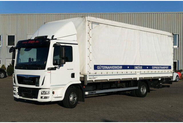 MAN 12.220 TGL 4x2, LBW, Klima, 7.200mm lang, AHK - Curtainsider truck: picture 3 MAN 12.220 TGL 4x2, LBW, Klima, 7.200mm lang, AHK - Curtainsider truck: picture 3