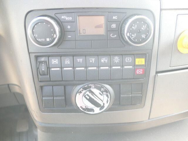 Garbage truck MAN 26.320 TGS BL 6x2, Haller, Zöller-Schüttung: picture 14 Garbage truck MAN 26.320 TGS BL 6x2, Haller, Zöller-Schüttung: picture 14