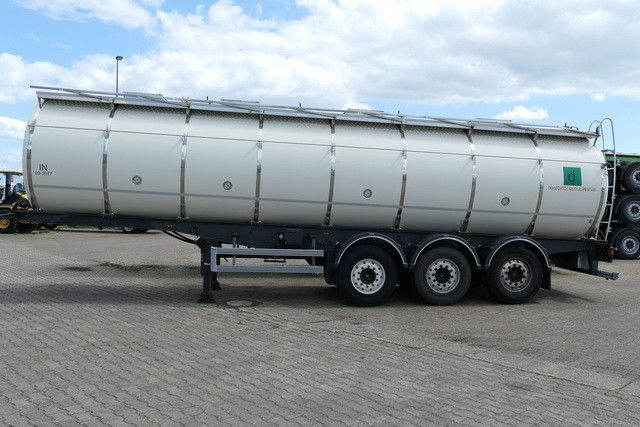 Menci SA 105/Lebensmittel Tank 32 cbm./12x auf Lager! - Tank semi-trailer: picture 2 Menci SA 105/Lebensmittel Tank 32 cbm./12x auf Lager! - Tank semi-trailer: picture 2