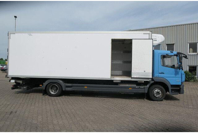 Mercedes-Benz 1323 L Atego, Thermo King T-800R, LBW, Trennwand - Refrigerator truck: picture 3 Mercedes-Benz 1323 L Atego, Thermo King T-800R, LBW, Trennwand - Refrigerator truck: picture 3