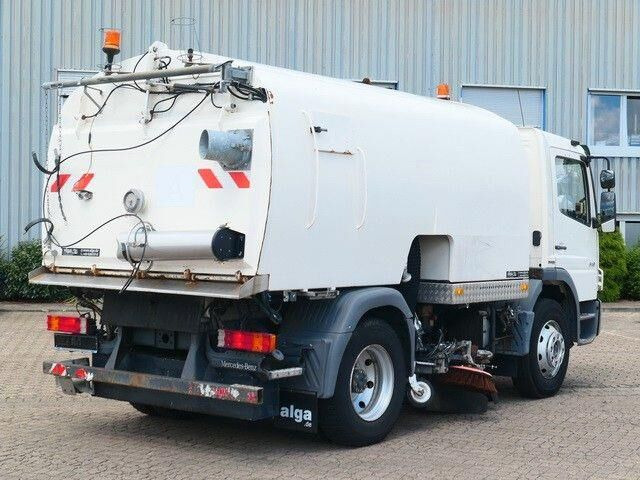 Mercedes-Benz 1518 LKO Atego 4x2, Kobit-Aufbau, 8m³,Wassertank - Road sweeper: picture 3 Mercedes-Benz 1518 LKO Atego 4x2, Kobit-Aufbau, 8m³,Wassertank - Road sweeper: picture 3
