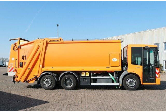 Mercedes-Benz 2633 L ECONIC, HN-Schörling, Zöller, gelenkt, AC - Garbage truck: picture 2 Mercedes-Benz 2633 L ECONIC, HN-Schörling, Zöller, gelenkt, AC - Garbage truck: picture 2