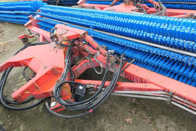 Schmidt CJS 914 Super Walzenbürste, Kehrbesen, 4.2mtr. - Road sweeper: picture 3 Schmidt CJS 914 Super Walzenbürste, Kehrbesen, 4.2mtr. - Road sweeper: picture 3