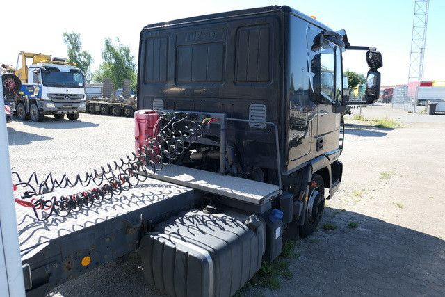 Iveco 80E22 EuroCargo 4x2, 3. Sitz, Automatik,Tempomat - Tractor unit: picture 5 Iveco 80E22 EuroCargo 4x2, 3. Sitz, Automatik,Tempomat - Tractor unit: picture 5