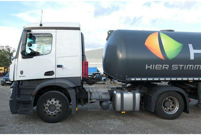 Mercedes-Benz 1846 Actros 4x2, Hydr., ADR, Leicht, Klima, Navi - Tractor unit: picture 2 Mercedes-Benz 1846 Actros 4x2, Hydr., ADR, Leicht, Klima, Navi - Tractor unit: picture 2