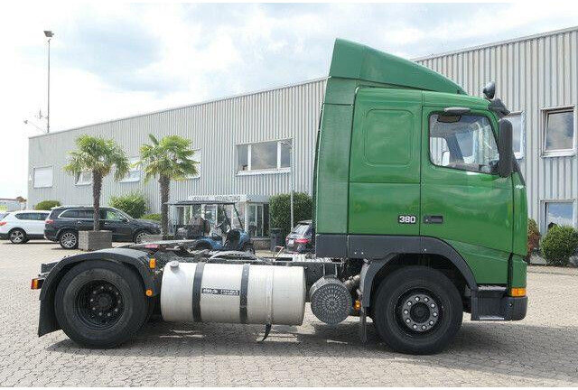 Volvo FH 380/Schalter/Klima/Hydraulik - Tractor unit: picture 2 Volvo FH 380/Schalter/Klima/Hydraulik - Tractor unit: picture 2