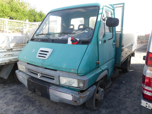 Camionnette benne Renault FN40B5 (1994-301.415 km) - Tipper van: picture 1 Camionnette benne Renault FN40B5 (1994-301.415 km) - Tipper van: picture 1