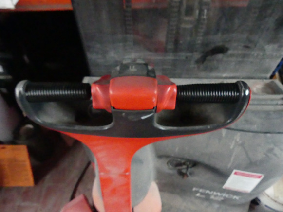 Gerbeur Fenwick L12 - Stacker: picture 3 Gerbeur Fenwick L12 - Stacker: picture 3