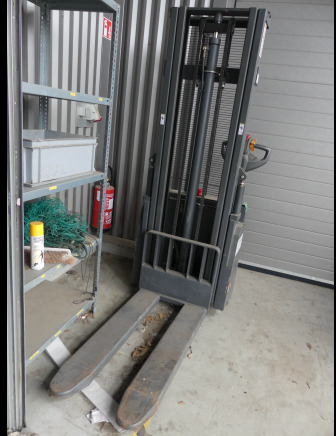 Gerbeur LM Electric stacker - Stacker: picture 2 Gerbeur LM Electric stacker - Stacker: picture 2