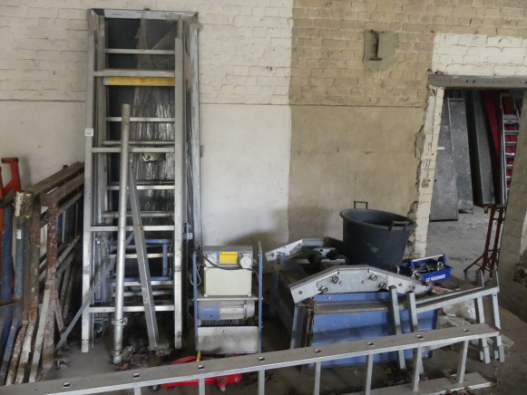 Monte charge Geda - Lift 200 - Construction equipment: picture 1 Monte charge Geda - Lift 200 - Construction equipment: picture 1