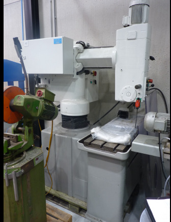 Perceuse à colonne Donau DR32 - Metalworking machinery: picture 1 Perceuse à colonne Donau DR32 - Metalworking machinery: picture 1