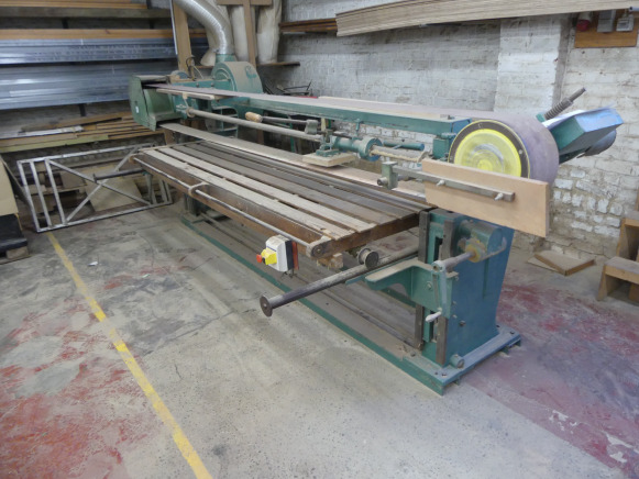 Ponceuse à bande sans fin - Metalworking machinery: picture 1 Ponceuse à bande sans fin - Metalworking machinery: picture 1