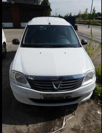 REF:10423 - Voiture Dacia Logan 1.5 DCI break (2012-254.373 km) - Car: picture 2 REF:10423 - Voiture Dacia Logan 1.5 DCI break (2012-254.373 km) - Car: picture 2
