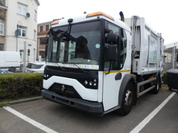 REF:1444 - Camion poubelle Renault Access (2013-185.358 km) (VIN:SEG1930BL5BD17234) - Garbage truck: picture 1 REF:1444 - Camion poubelle Renault Access (2013-185.358 km) (VIN:SEG1930BL5BD17234) - Garbage truck: picture 1