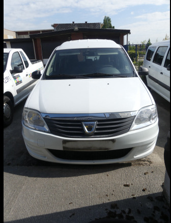 REF:3422 - Voiture Dacia Logan 1.5 DCI break (2012-184.407 km) - Car: picture 2 REF:3422 - Voiture Dacia Logan 1.5 DCI break (2012-184.407 km) - Car: picture 2