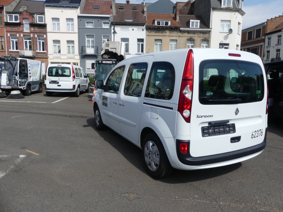 REF:62376 - Voiture Renault Kangoo 1.5 D (2011-42.514 km) - SUV: picture 5 REF:62376 - Voiture Renault Kangoo 1.5 D (2011-42.514 km) - SUV: picture 5
